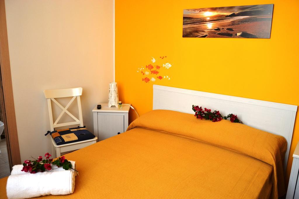סן ויטו לו קאפו B&B Vivere Il Mare חדר תמונה
